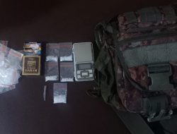 Sedang Transaksi Narkoba, Iwan Diamankan Polisi