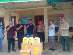 Peduli dengan sesama, Yayasan Peduli Kasih Etnis Tionghoa kota binjai Simon Petrus beri bantuan Desinfektan