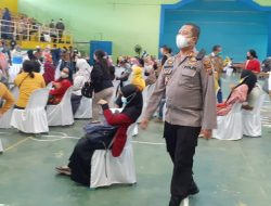 Kapolres Binjai tinjau vaksinasi tenaga pendidik