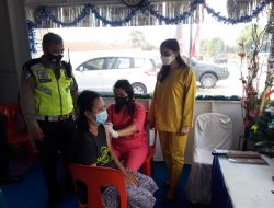 Pencapaian Vaksinasi di Pos Pam saat Ops Lilin Toba 2021 di Wilkum Polres Binjai
