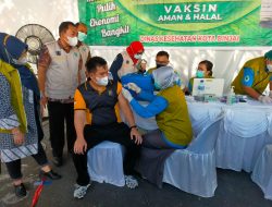 Kapolres Binjai Bersama Pju dan Personil Laksanakan Vaksin Dosis 3 (Booster)