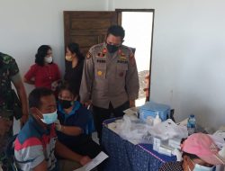 Kapolsek Selesai Pantau Langsung Giat Vaksinasi Di Desa