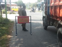 Personil Polsek Binjai Timur dan Instansi Terkait Lakukan Giat  Operasi Yustisi Prokes Dan Bagi Masker Gratis
