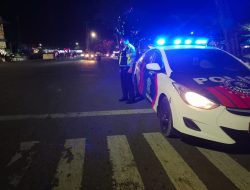 Sat Lantas Polres Binjai Laksanakan Blue Light Patrol