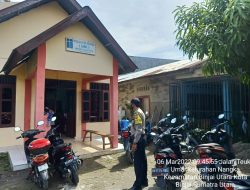 Babinkamtibmas Kelurahan Nangka Turi Laksanakan Pam Dan Ingatkan Warga Terapkan Protokol Kesehatan di Gereja