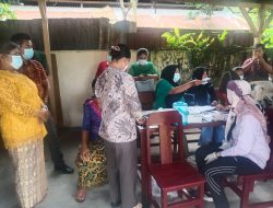 Bhabinkamtibmas Desa Selayang Laksanakan Pam Dan Monitoring Kegiatan Vaksinasi