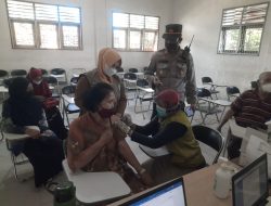Kapolsek Binjai Timur Pantau Dan Monitoring Kegiatan Vaksinasi di Kampus STAIS