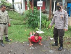 Polsek Binjai Timur beri masker gratis saat Ops Yustisi