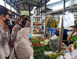 Posko Penanggulangan Covid 19 Pasar Pagi Kebun Lada Ingatkan Prokes Dan Bagikan Masker