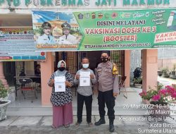 Tekan Penyebaran Covid-19, Mobilisasi Warga Lansia Untuk Vaksinasi Gencar Dilakukan Bhabinkamtibmas Polsek Binjai Utara