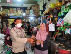 Bhabinkamtibmas Kelurahan Bandar Senembah Bripka Dermawan Monitoring Stock Minyak Goreng