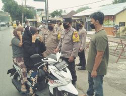 Lakukan Razia Rutin Depan Mako Tertibkan Pengemudi Kendaraan Pakai Masker