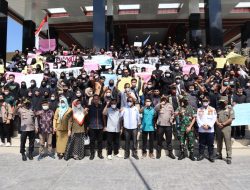 KAPOLRES BINJAI KAWAL PESERTA AKSI UNJUK RASA DI DPRD KOTA BINJAI