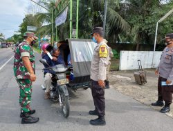 Polsek Binjai Timur Dan Instansi Terkait Dalam Operasi Yustisi Bagikan Masker Gratis
