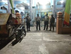 Polsek Binjai Utara Monitoring Pelaksanaan Sholat Terawih Pastikan Kondusif
