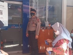 Pam Obvit Sat Samapta Polres Binjai Beri Rasa Aman Kepada Nasabah Bank