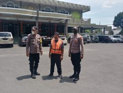 Polres Binjai Turunkan Personilnya Amankan Pelaksanaan Sholat Jumat