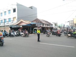 Pos Padat Sore Hari Sat Lantas Polres Binjai Pastikan Arus Lalu Lintas Aman Kondusif