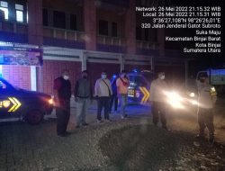 Polsek Binjai Barat Bersinggungan Dengan Polsek Selesai Melalui Giat Kryd Patroli Malam Dan Operasi Yustisi