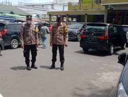Ciptakan Rasa Aman Dan Nyaman Polres Binjai Turunkan Personilnya Amankan Pelaksanaan Sholat Jumat