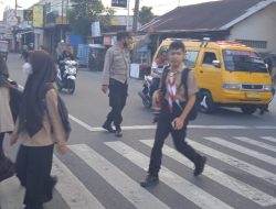 Pastikan Kamseltibcar Lalu Lintas, Personel Unit Gabungan Polsek Binjai Selatan Laksanakan Pos Padat Pagi