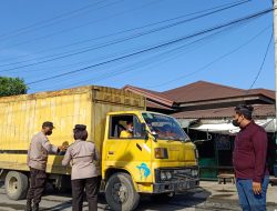 Ingatkan Pengguna Jalan Melalui Operasi Yustisi Dan Bagikan Masker Polsek Binjai Barat