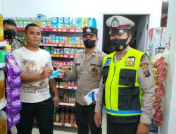 Patroli Polsek Binjai Selatan Sambang Dan Sampaikan Pesan Kamtibmas Dan Himbauan Prokes Covid 19 Di Swalayan Indomaret