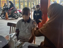 Polsek Binjai Kota Monitoring Pelaksanaan Vaksinasi Di Supermarket Asia King