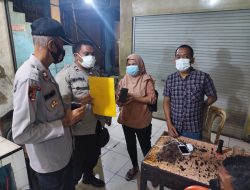 Melalui Rik Barcode Aplikasi Peduli Lindungi Polsek Binjai Kota Gelar Operasi Yustisi Malam Bagikan Masker Gratis