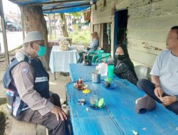 Bhabinkamtibmas Himbau Para Orang Tua Awasi Pergaulan Anak