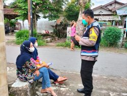 SAMBANG DESA, BHABINKAMTIBMAS KELURAHAN RAMBUNG DALAM  EDUKASI PROKES CEGAH COVID-19