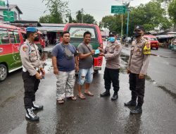 Polsek Binjai Timur Polres Binjai Bagi Masker Gratis dan Menghimbau Warga Untuk Segera Vaksin