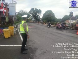 RUTINITAS, GATUR PAGI SAT LANTAS BINJAI LAYANI MASYARAKAT