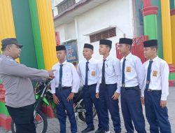 Sambangi Sekolah, Begitu Cara Bhabinkamtibmas Kebunlada Cegah Kenakalan Remaja