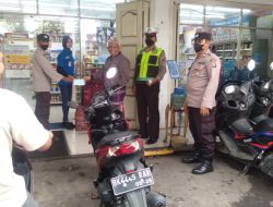 Polsek Binjai Selatan Bagikan Masker Gratis Cegah Meluasnya Penyebaran Covid 19.