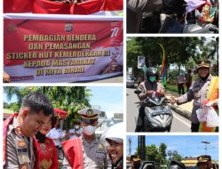 KAPOLRES BINJAI BERSAMA FORKOPIMDA BAGI – BAGI MERAH PUTIH KEPADA PENGEMUDI