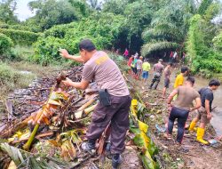 GIAT GOTONG ROYONG BERSAMA MASYARAKAT POLSEK BINJAI SELATAN BERSAMA TNI