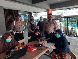 Monitoring Percepatan Pelaksanaan Vaksinasi Di Supermarket Asia King