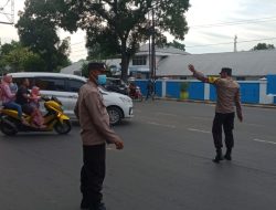 Pos Padat Sore Polsek Binjai Timur Antisipasi Kemacatan Di Sore Hari Saat Masyarakat Akan Melaksanakan Aktifitas Kegiatan Minggu Sore