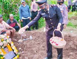 UPACARA PERSEMAYAMAN DAN  PEMAKAMAN TRADISI KEPOLISIAN  ALM . AIPTU AGUSMER SITOMPUL