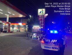 UNIT PATROLI SATLANTAS POLRES BINJAI MONITORING BBM DI SPBU ANTISIPASI ANTRIAN PANJANG