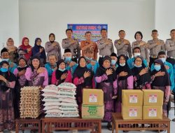 MENYAMBUT HARI LALU LINTAS BHAYANGKARA KE-67, SAT LANTAS POLRES BINJAI BAGIKAN BANSOS KE ANAK YATIM DAN PANTI JOMPO