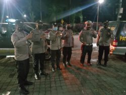PATROLI BERSINGGUNGAN PERBATASAN JAGA SITUASI YANG AMAN KONDUSIF