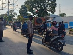 GATUR SORE POLSEK BINJAI TIMUR, JAGA KELANCARAN ARUS LALU LINTAS JALAN RAYA