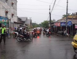Gatur Sore Antisipasi Kemacetan Arus Lalu Lintas Pos Padat Sore Polsek Binjai Selatan