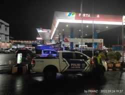 UNIT PATROLI R-4 SAT LANTAS MONITORING SEKITARAN SPBU ANTISIPASI ANTRIAN PANJANG
