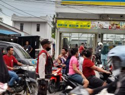 PENGATURAN JALAN RAYA MELALUI POS PADAT SORE POLSEK BINJAI SELATAN ANTISIPASI KEMACETAN ARUS LALU LINTAS