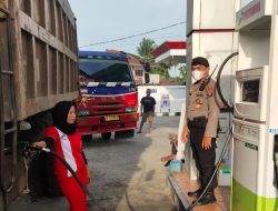 KANIT SAMAPTA POLSEK BINJAI BARAT MONITORING ANTRIAN DAN KELANGGKAAN BBM DI SPBU