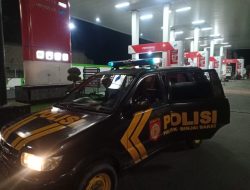 ANTISIPASI KELANGGKAAN DAN PENIMBUNAN BBM UNIT PATROLI POLSEK BINJAI BARAT MONITORING KE SPBU