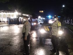 PATROLI ANTISIPASI KEJAHATAN 3C MALAM HARI DAN HIMBAUAN PROTOKOL KESEHATAN